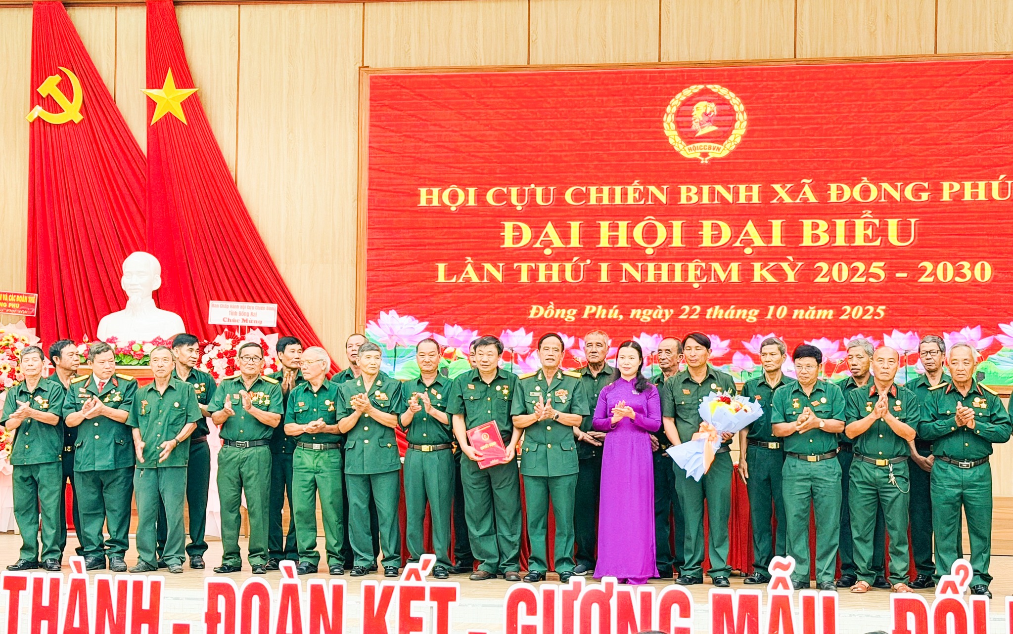 Description: C:\Users\PC\Pictures\Trang fanpa\Hội CCB\3.jpg